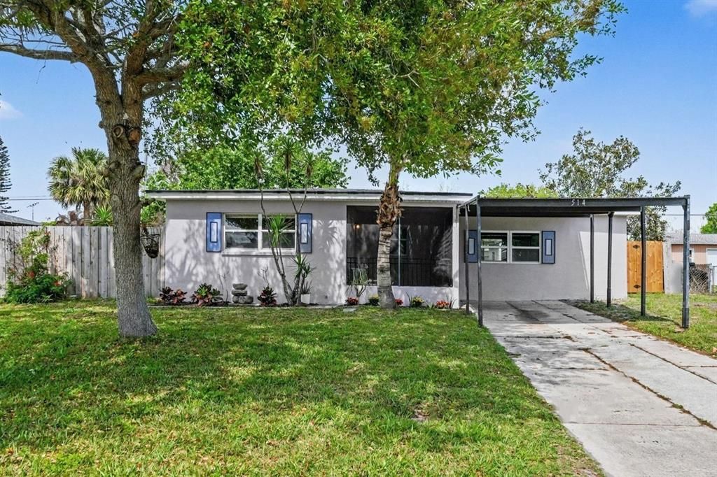 En Venta: $285,000 (4 camas, 2 baños, 1156 Pies cuadrados)