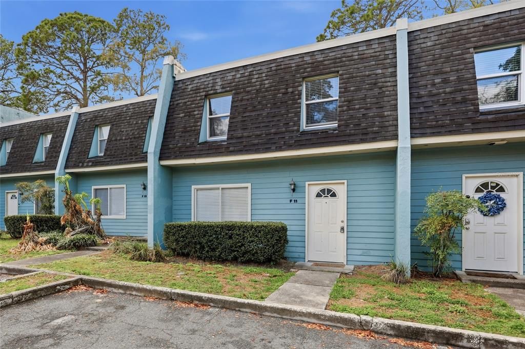 На продажу: $174,900 (4 спален, 2 ванн, 1638 Квадратных фут)