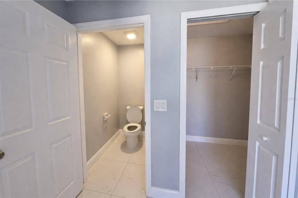 For Rent: $1,950 (3 beds, 2 baths, 1427 Square Feet)