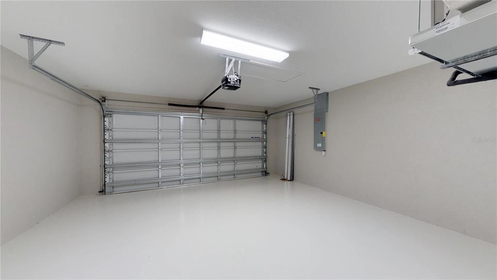 Activo con contrato: $339,000 (3 camas, 2 baños, 1693 Pies cuadrados)