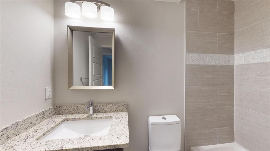 Activo con contrato: $339,000 (3 camas, 2 baños, 1693 Pies cuadrados)
