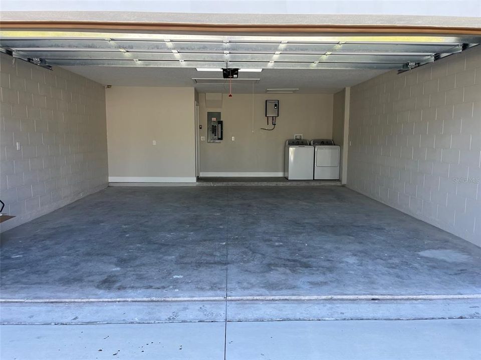 For Sale: $582,000 (6 beds, 0 baths, 2622 Square Feet)