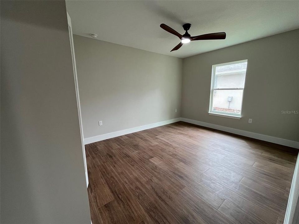 For Sale: $582,000 (6 beds, 0 baths, 2622 Square Feet)