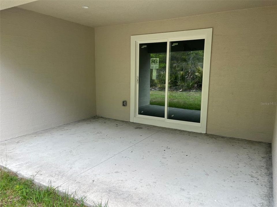 For Sale: $582,000 (6 beds, 0 baths, 2622 Square Feet)