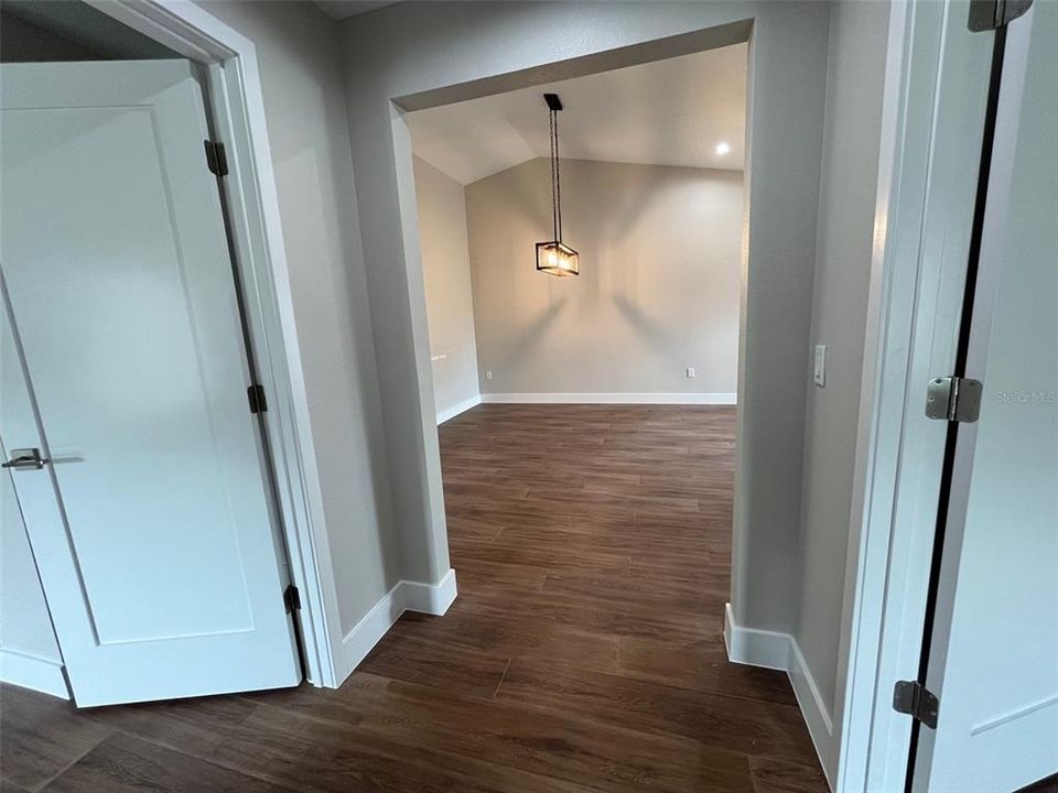 For Sale: $582,000 (6 beds, 0 baths, 2622 Square Feet)