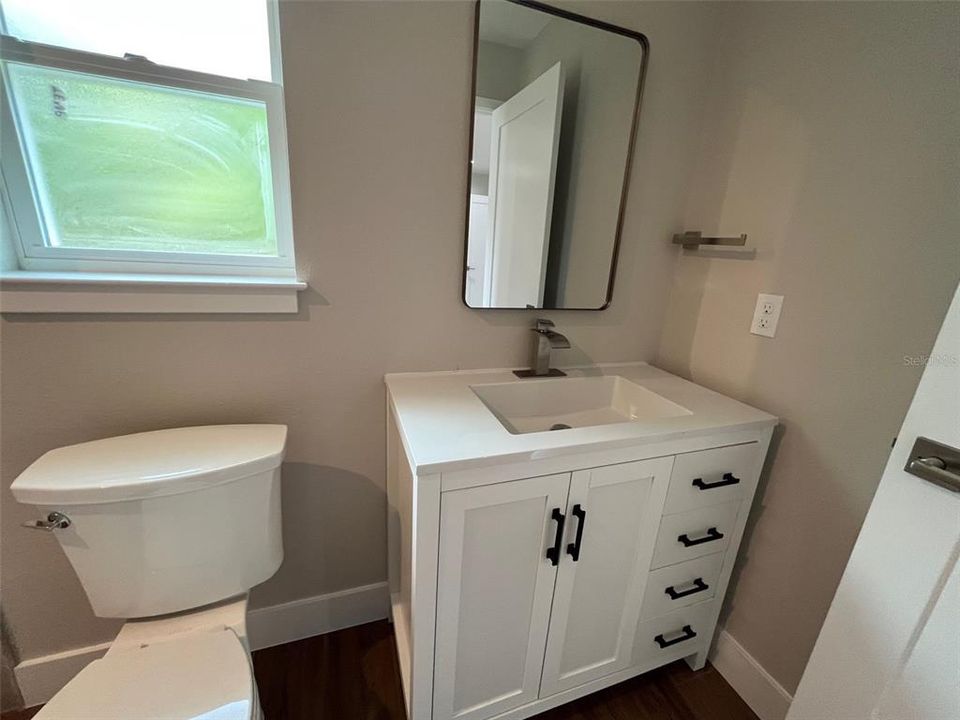 For Sale: $582,000 (6 beds, 0 baths, 2622 Square Feet)