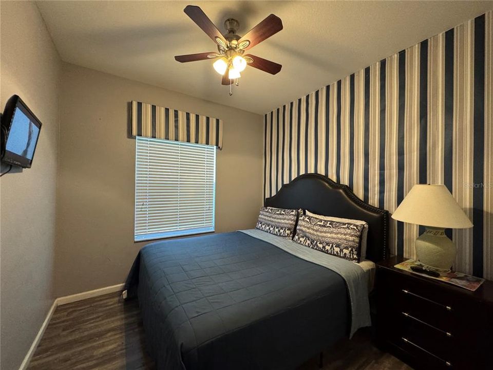 Activo con contrato: $199,800 (3 camas, 2 baños, 1402 Pies cuadrados)