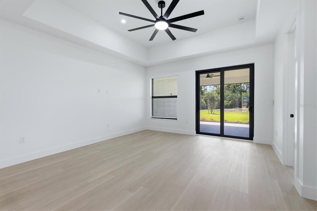 For Rent: $1,900 (3 beds, 2 baths, 1373 Square Feet)