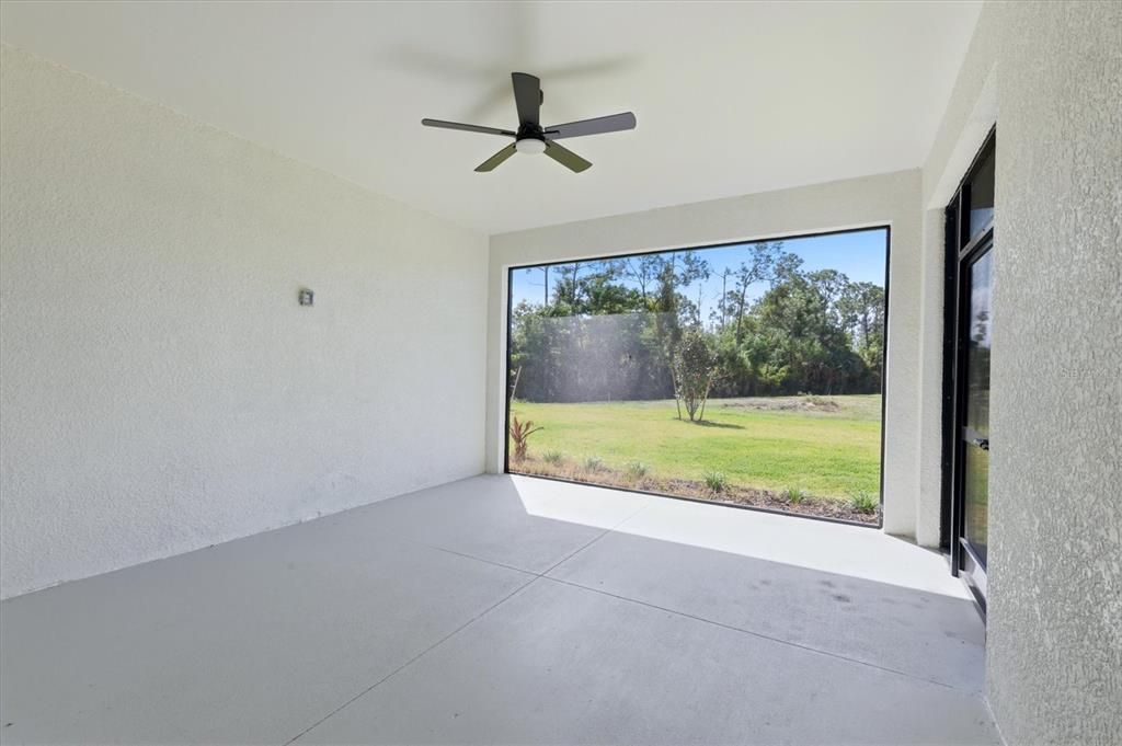 For Rent: $1,900 (3 beds, 2 baths, 1373 Square Feet)