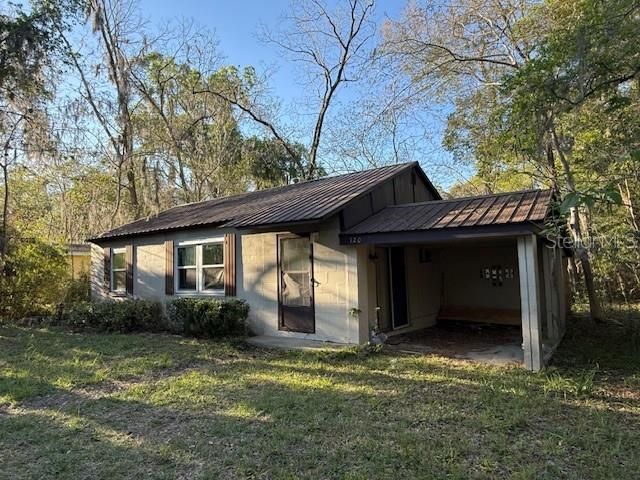 На продажу: $150,000 (2 спален, 1 ванн, 926 Квадратных фут)