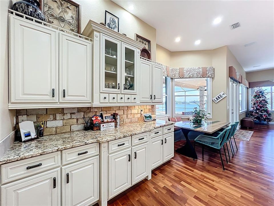 For Sale: $1,499,000 (4 beds, 4 baths, 3613 Square Feet)