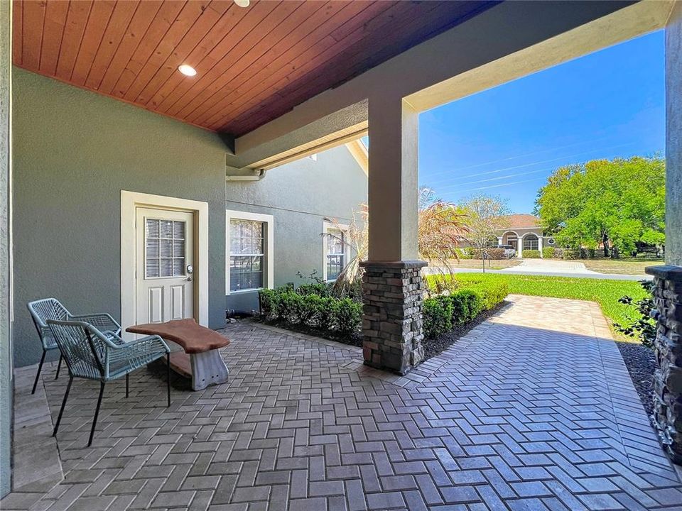 For Sale: $1,499,000 (4 beds, 4 baths, 3613 Square Feet)