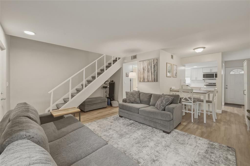 En Venta: $175,000 (2 camas, 1 baños, 1102 Pies cuadrados)