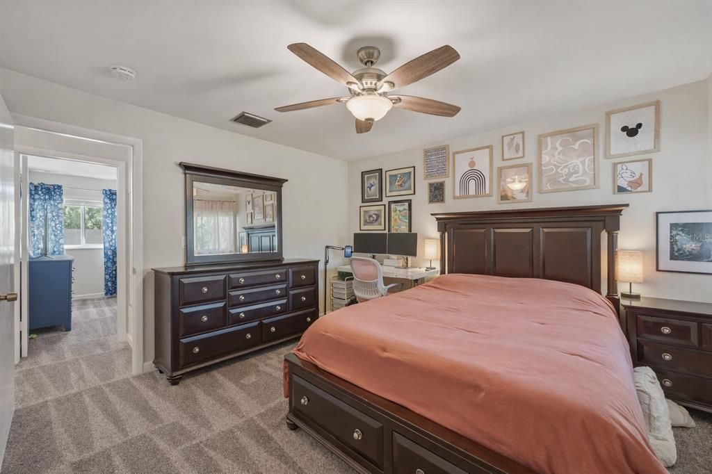 En Venta: $175,000 (2 camas, 1 baños, 1102 Pies cuadrados)