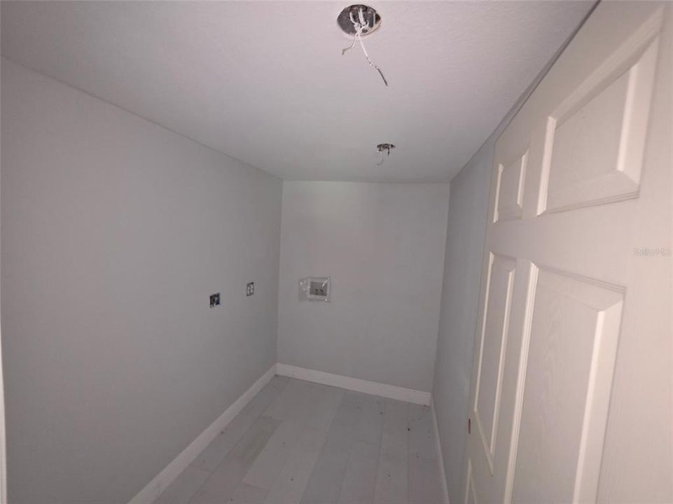 For Sale: $245,000 (4 beds, 2 baths, 1824 Square Feet)