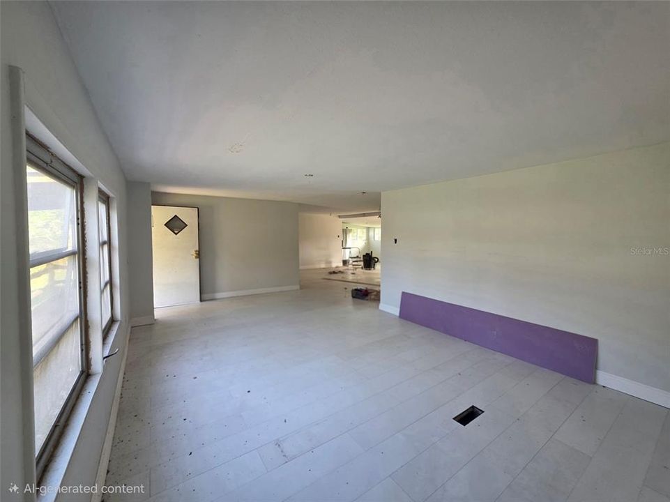 For Sale: $245,000 (4 beds, 2 baths, 1824 Square Feet)