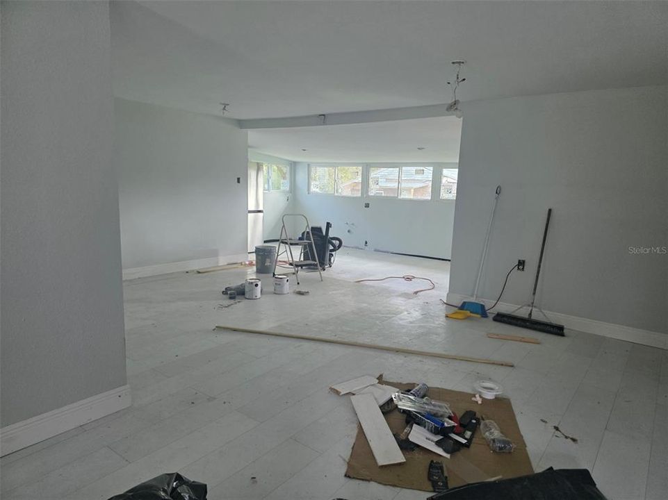For Sale: $245,000 (4 beds, 2 baths, 1824 Square Feet)