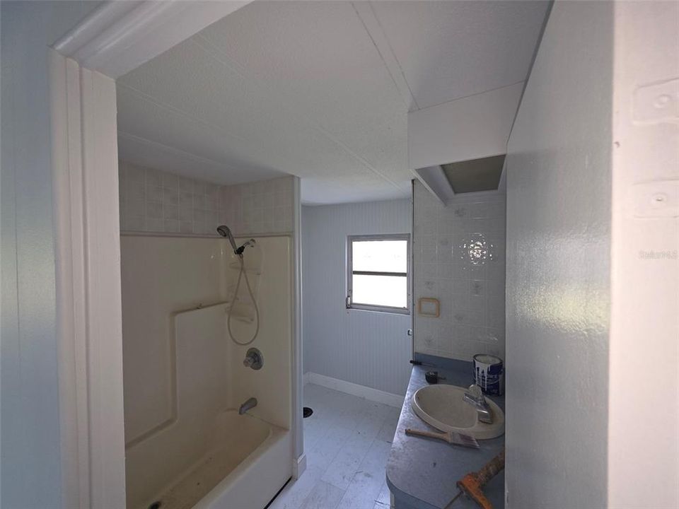 For Sale: $245,000 (4 beds, 2 baths, 1824 Square Feet)