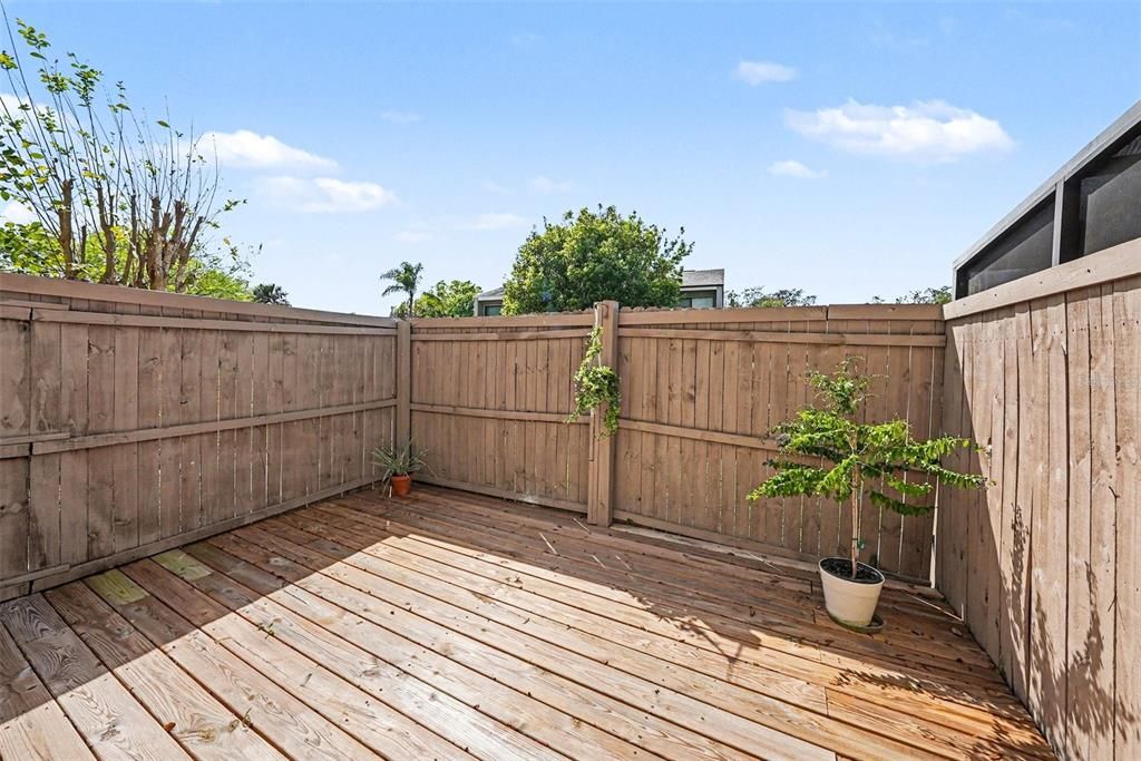 Под контрактом: $205,000 (3 спален, 2 ванн, 1260 Квадратных фут)