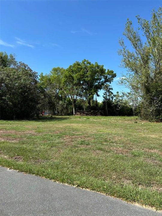 En Venta: $250,000 (0.47 acres)