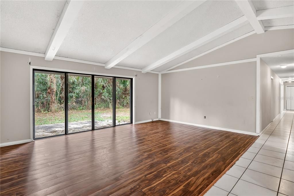 For Sale: $559,000 (4 beds, 2 baths, 2523 Square Feet)