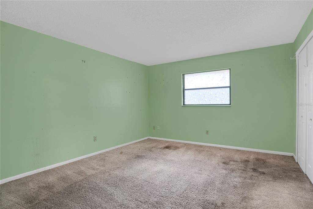 For Sale: $559,000 (4 beds, 2 baths, 2523 Square Feet)