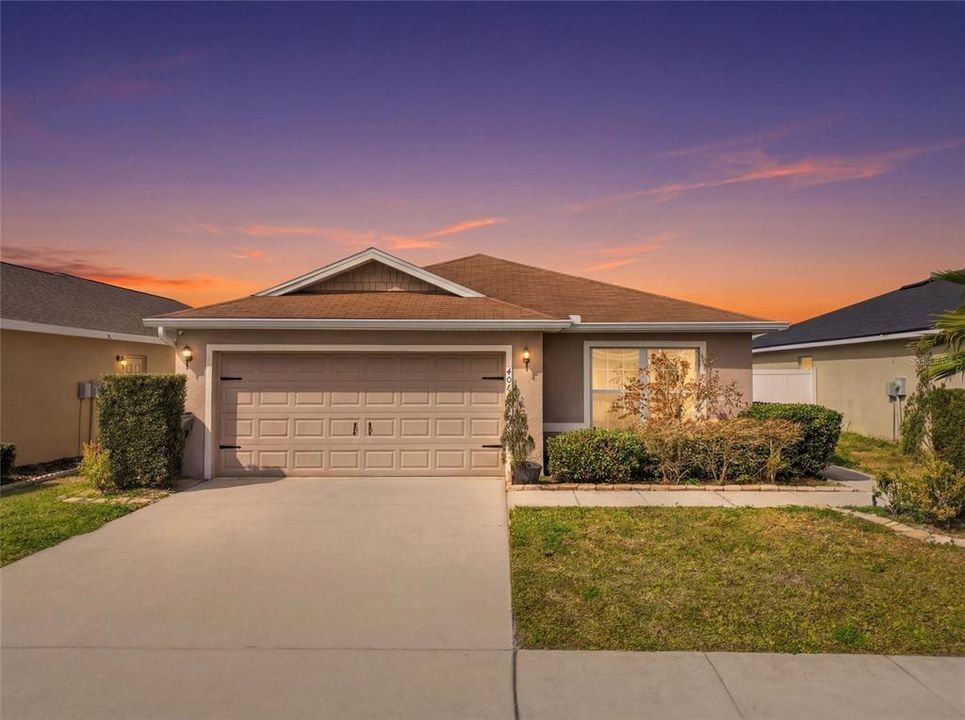 En Venta: $299,999 (3 camas, 2 baños, 1410 Pies cuadrados)