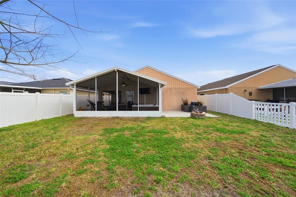 En Venta: $299,999 (3 camas, 2 baños, 1410 Pies cuadrados)