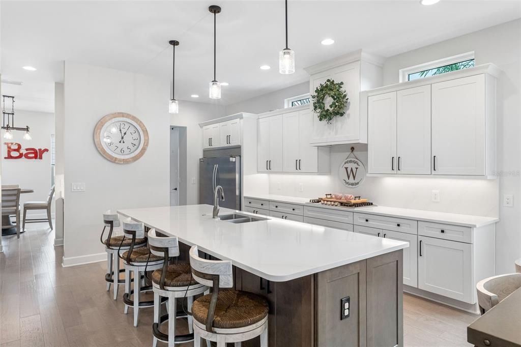 For Sale: $2,575,000 (4 beds, 4 baths, 3602 Square Feet)