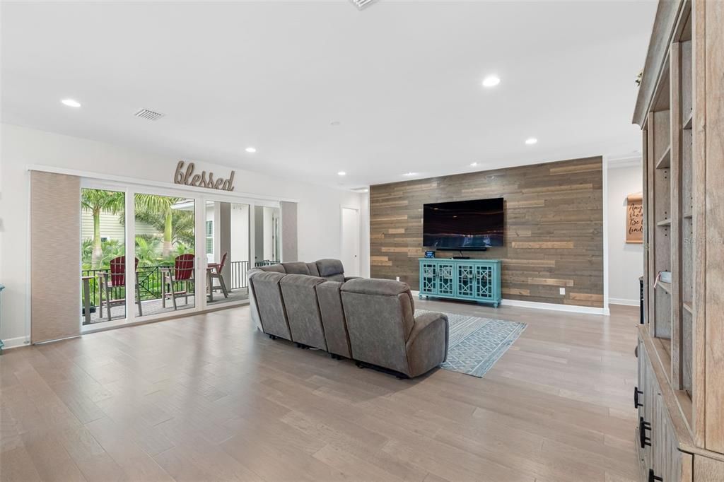 For Sale: $2,575,000 (4 beds, 4 baths, 3602 Square Feet)