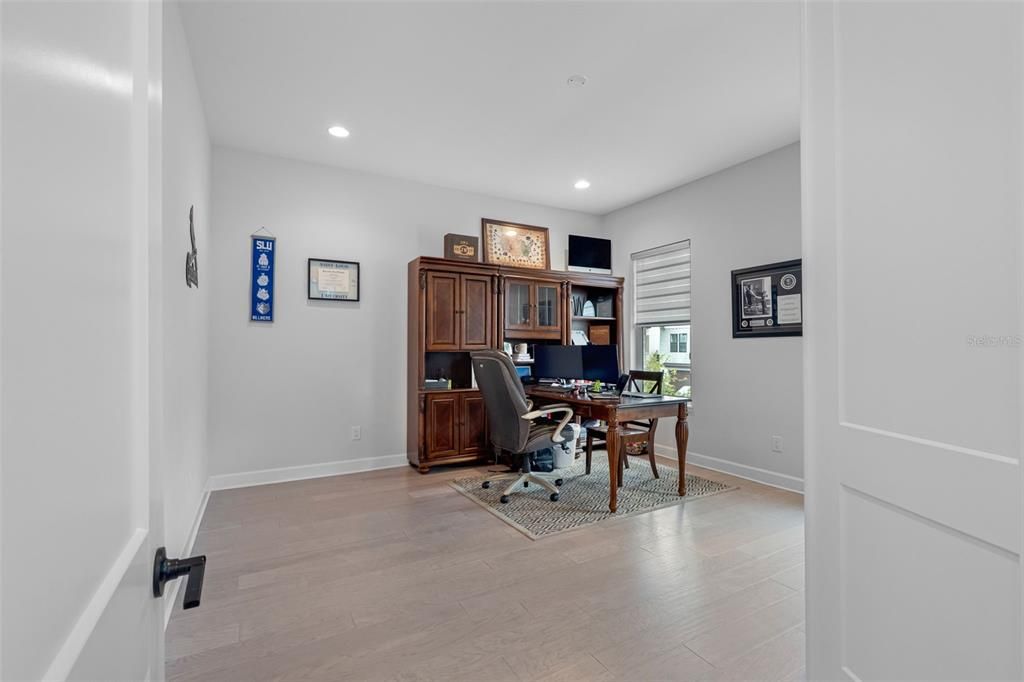 For Sale: $2,575,000 (4 beds, 4 baths, 3602 Square Feet)