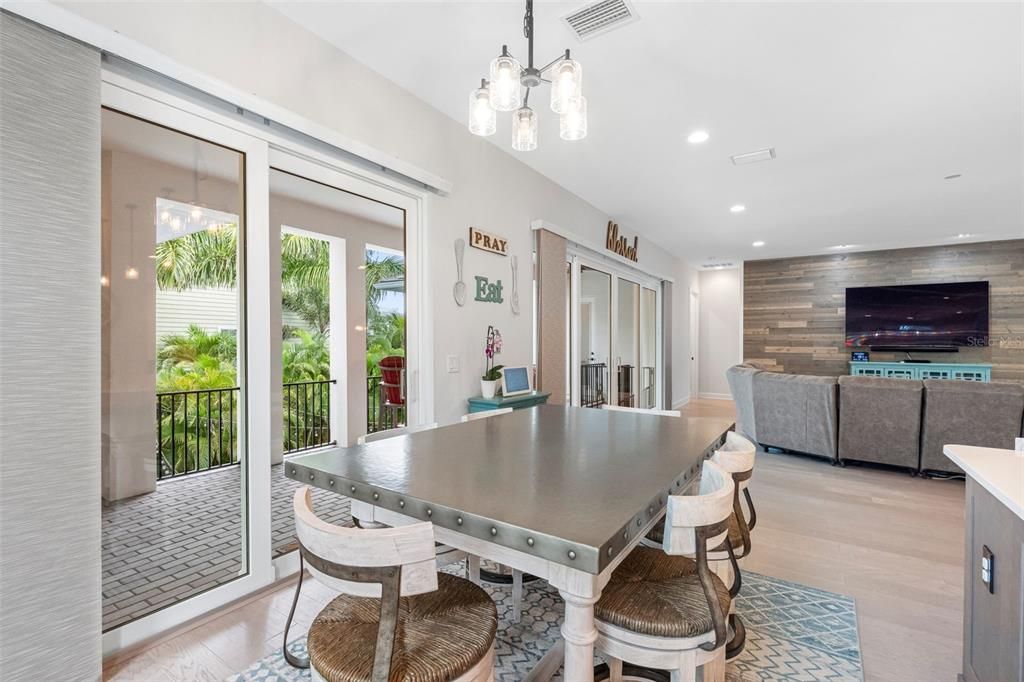 For Sale: $2,575,000 (4 beds, 4 baths, 3602 Square Feet)