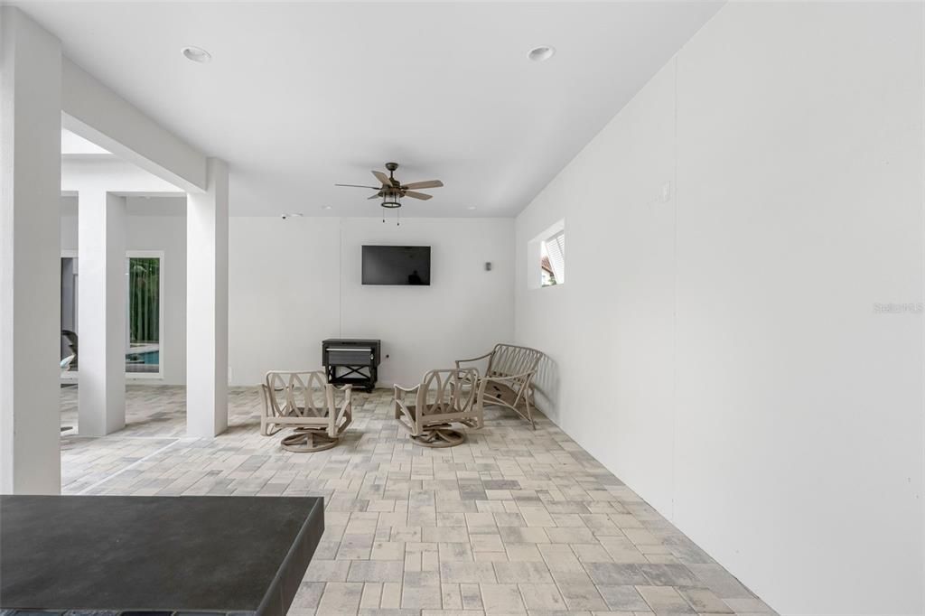 For Sale: $2,575,000 (4 beds, 4 baths, 3602 Square Feet)