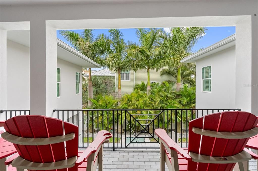 For Sale: $2,575,000 (4 beds, 4 baths, 3602 Square Feet)