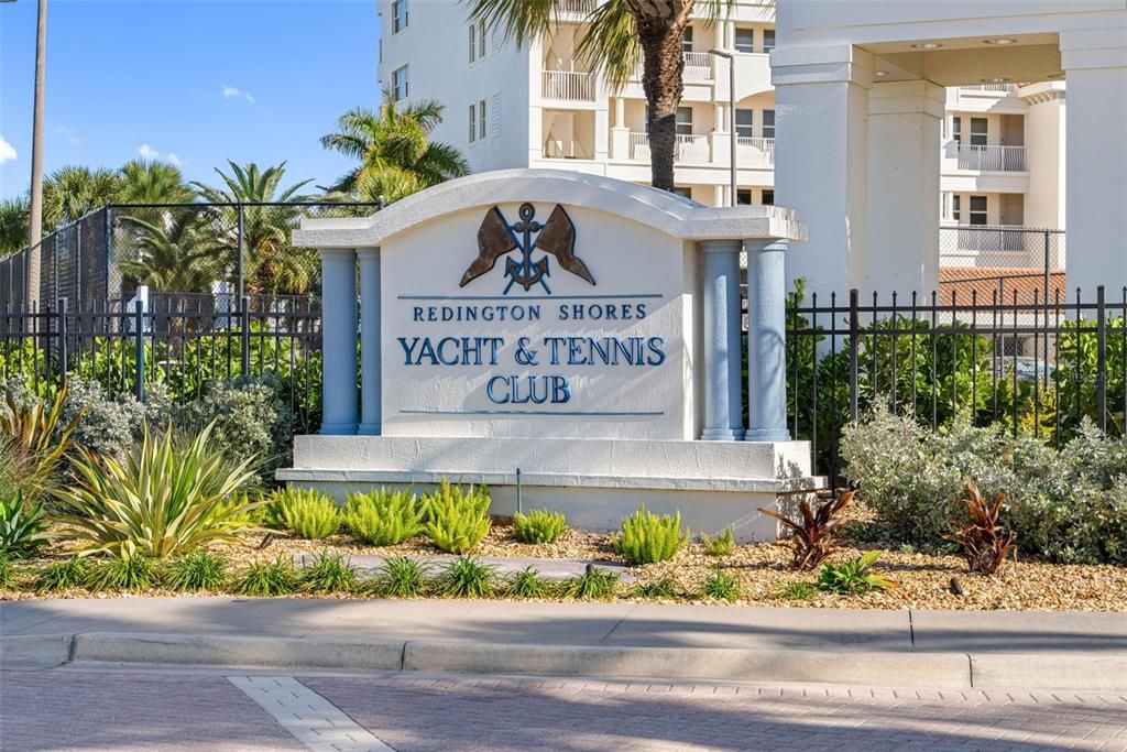 For Sale: $2,575,000 (4 beds, 4 baths, 3602 Square Feet)