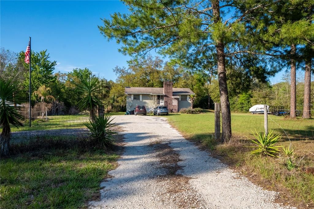 En Venta: $1,200,000 (3 camas, 2 baños, 1440 Pies cuadrados)