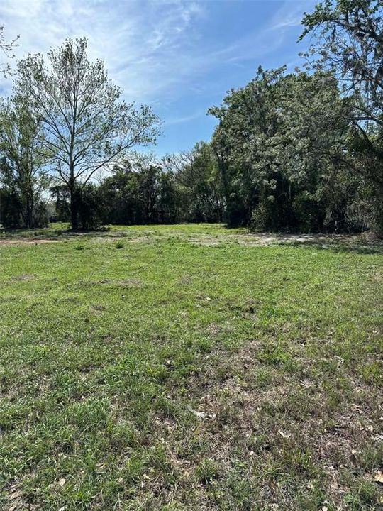 En Venta: $250,000 (0.47 acres)
