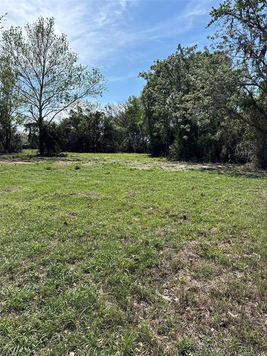 En Venta: $250,000 (0.47 acres)