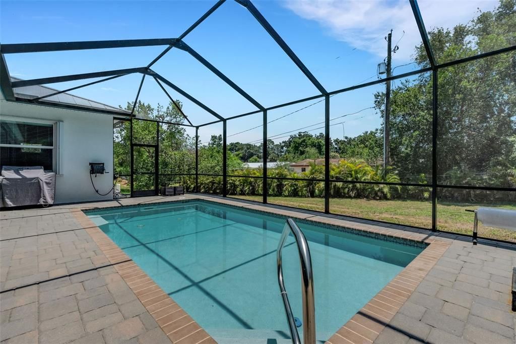 En Venta: $825,000 (4 camas, 3 baños, 3020 Pies cuadrados)