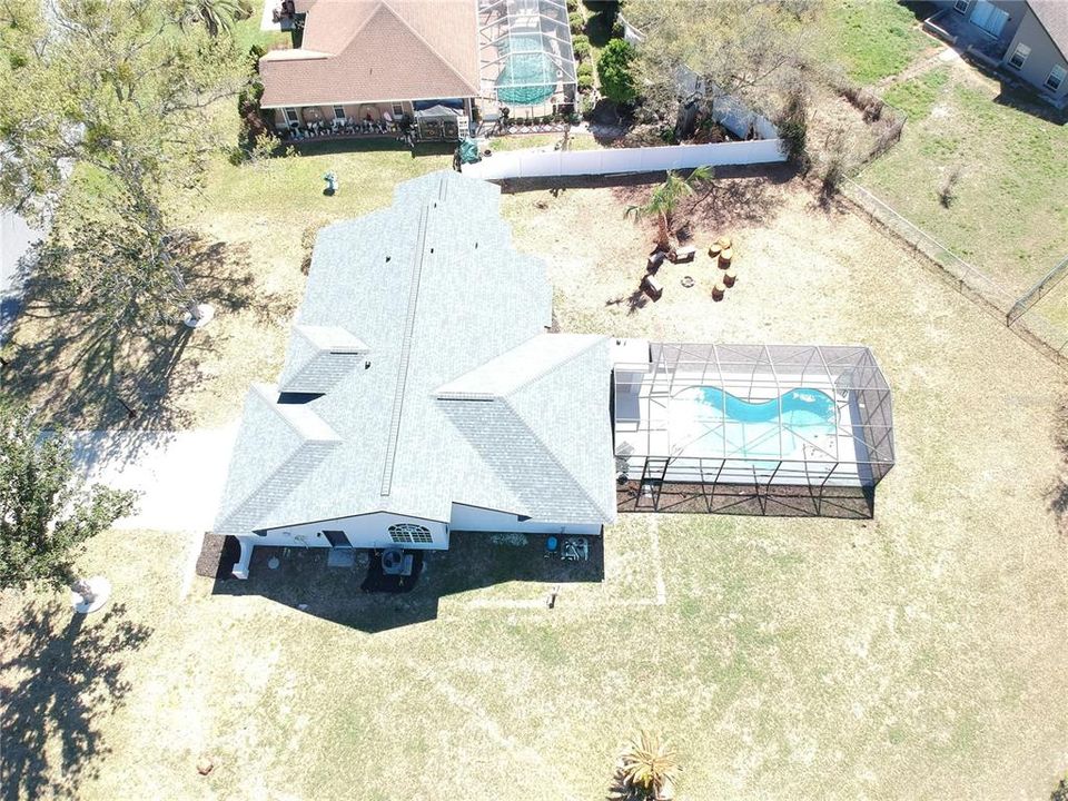 Activo con contrato: $360,000 (3 camas, 2 baños, 1870 Pies cuadrados)