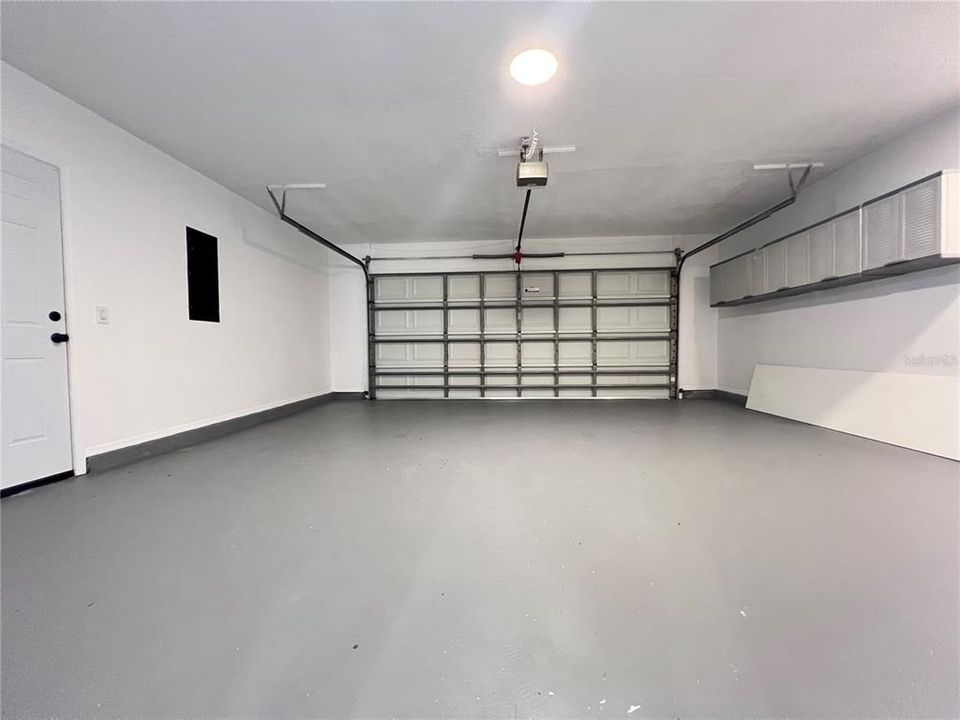 Activo con contrato: $360,000 (3 camas, 2 baños, 1870 Pies cuadrados)