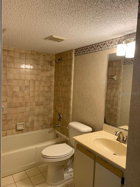 For Sale: $174,900 (2 beds, 2 baths, 1352 Square Feet)