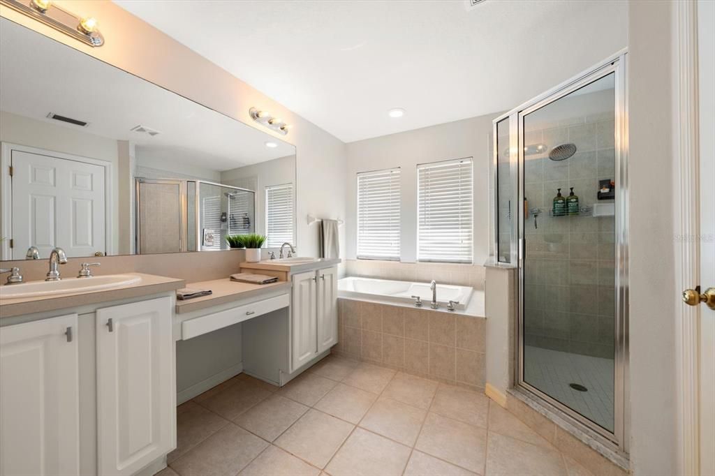 待售: $479,000 (3 贝兹, 2 浴室, 2141 平方英尺)