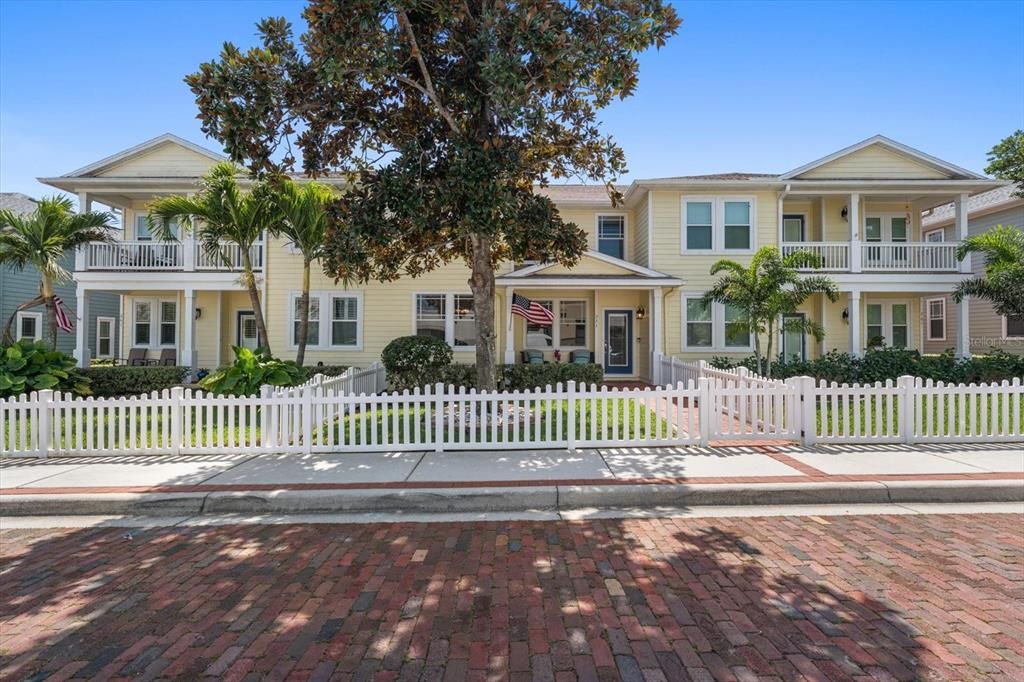 待售: $479,000 (3 贝兹, 2 浴室, 2141 平方英尺)