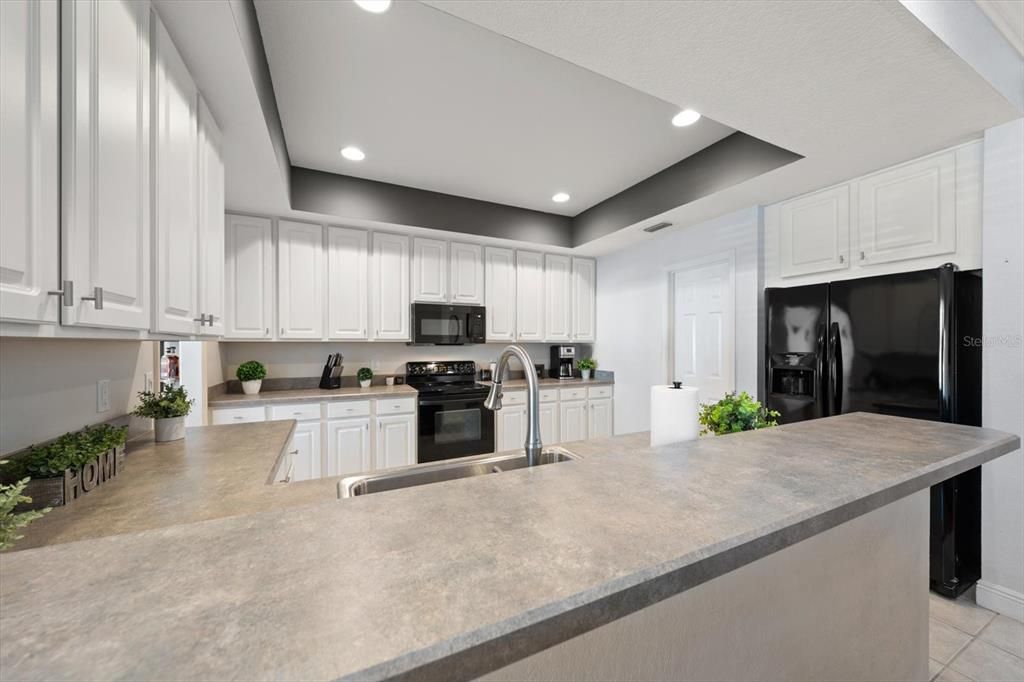 待售: $479,000 (3 贝兹, 2 浴室, 2141 平方英尺)