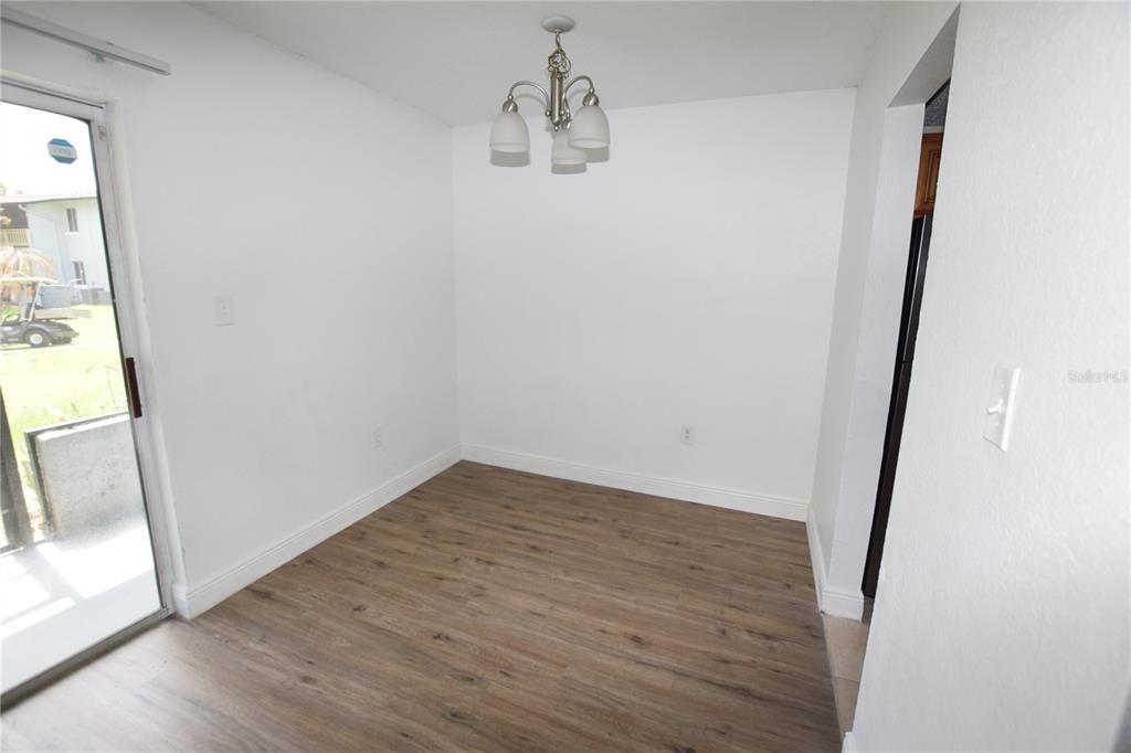 В аренду: $1,050 (1 спален, 1 ванн, 756 Квадратных фут)
