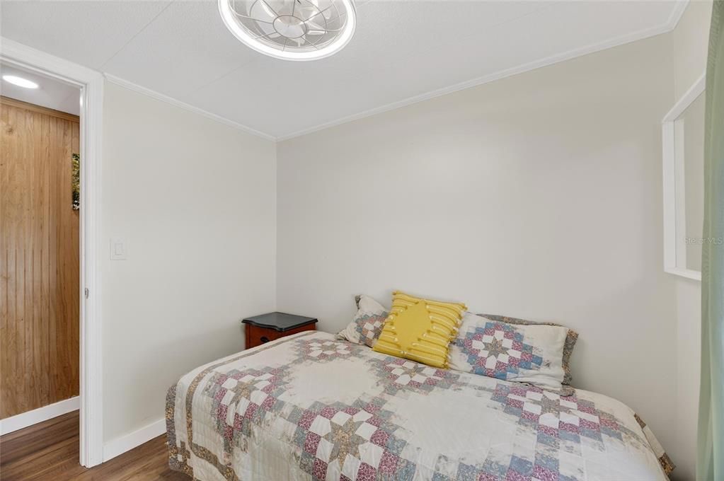 На продажу: $135,000 (2 спален, 2 ванн, 600 Квадратных фут)