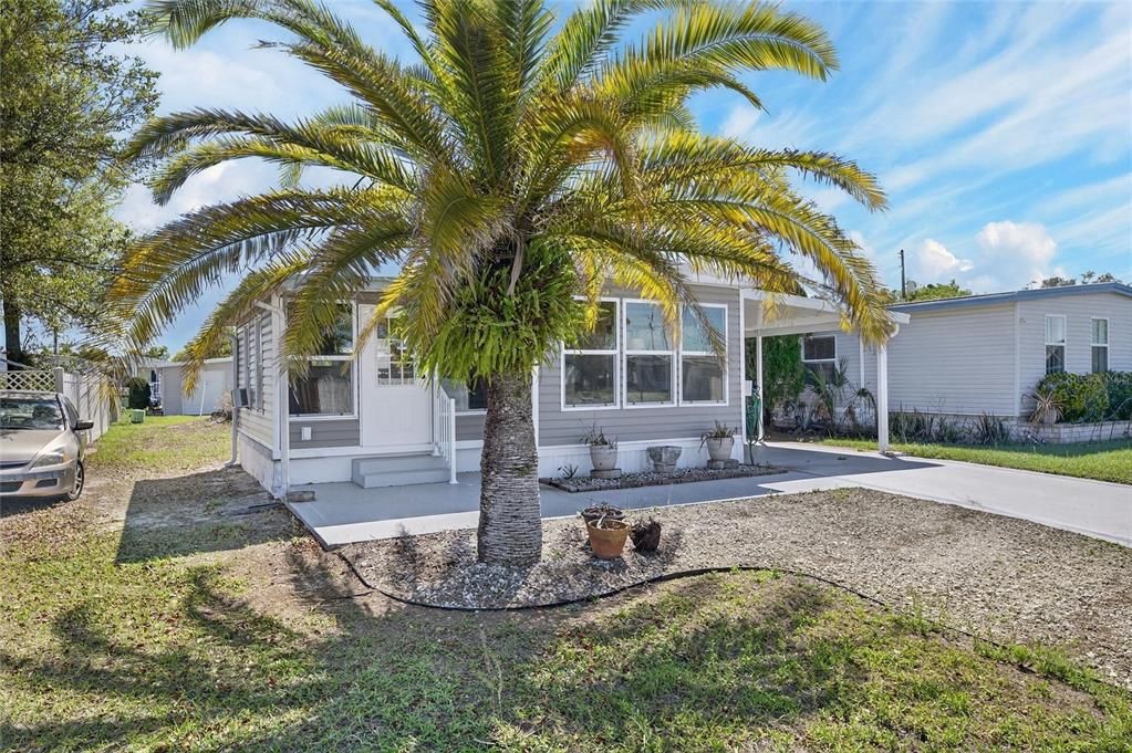 На продажу: $135,000 (2 спален, 2 ванн, 600 Квадратных фут)