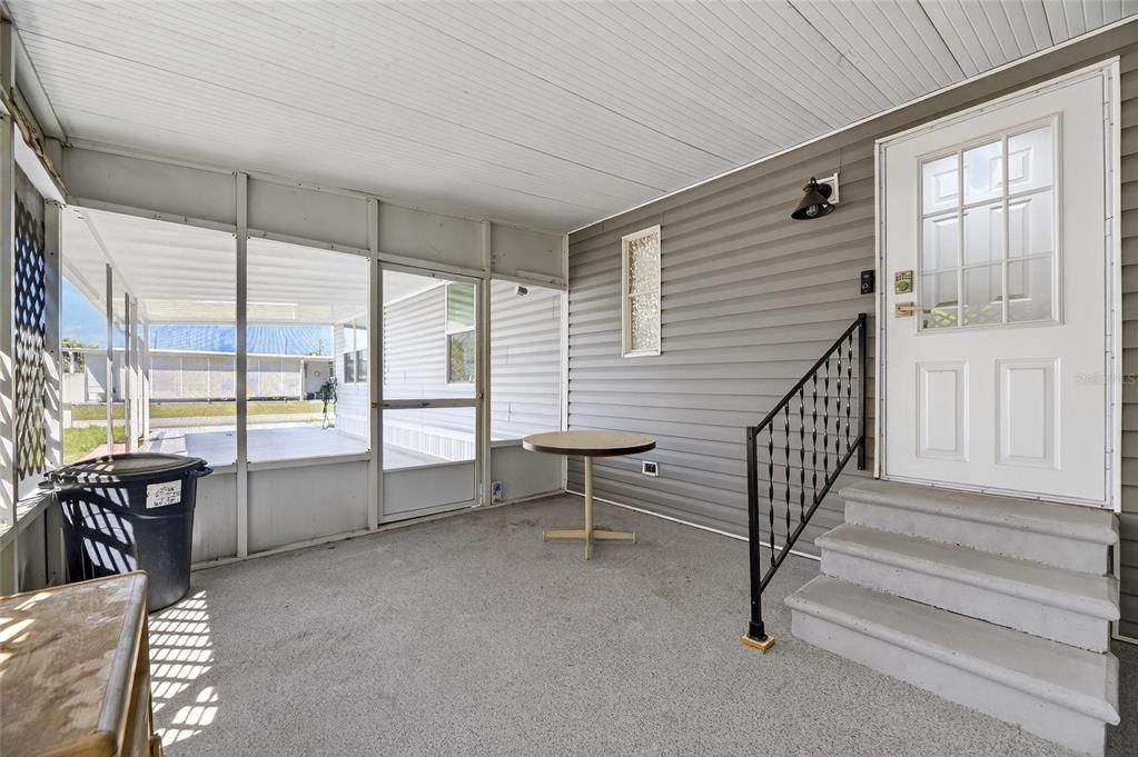 На продажу: $135,000 (2 спален, 2 ванн, 600 Квадратных фут)