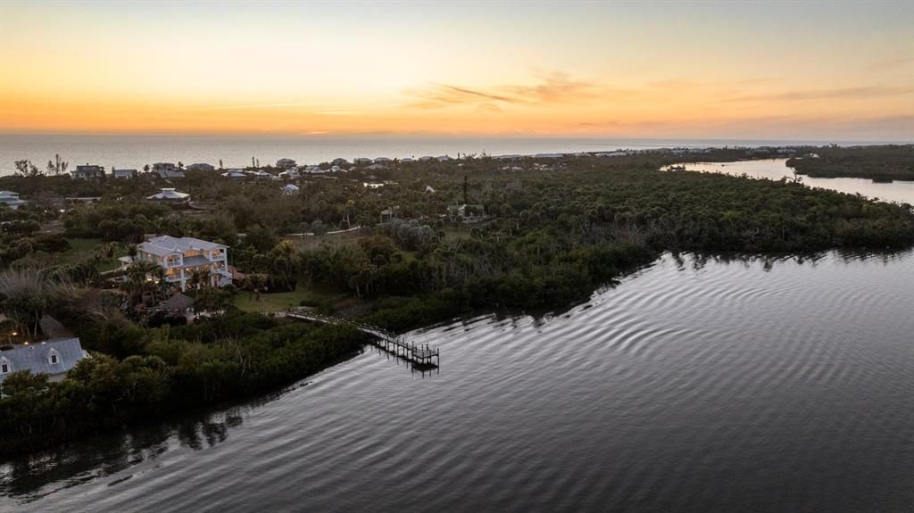 For Sale: $3,650,000 (4 beds, 4 baths, 4264 Square Feet)